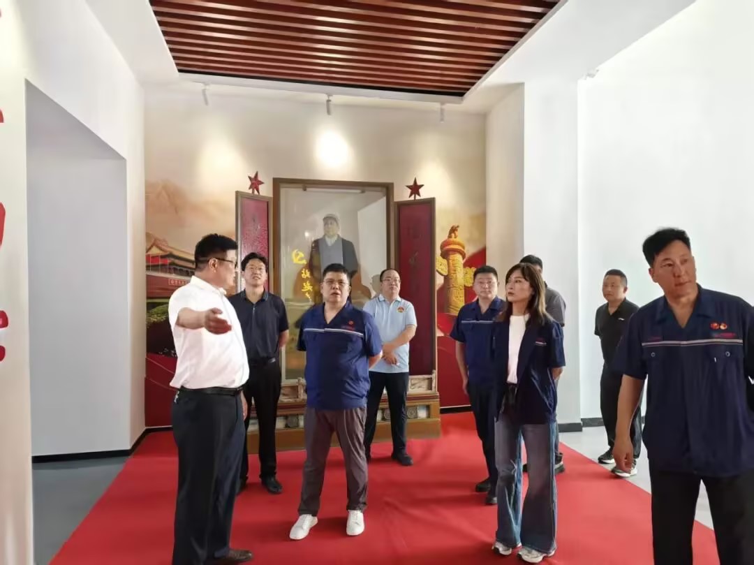 六安钢铁控股集团党委书记、董事长一行到访安徽金日晟公司对标互换调查